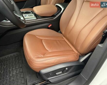 Белый Ауди Q8, объемом двигателя 3 л и пробегом 88 тыс. км за 56999 $, фото 19 на Automoto.ua