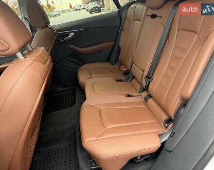 Белый Ауди Q8, объемом двигателя 3 л и пробегом 88 тыс. км за 56999 $, фото 23 на Automoto.ua