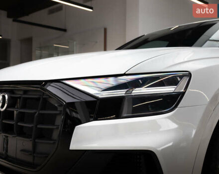 Белый Ауди Q8, объемом двигателя 3 л и пробегом 18 тыс. км за 58909 $, фото 13 на Automoto.ua