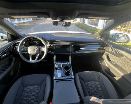 Белый Ауди Q8, объемом двигателя 3 л и пробегом 39 тыс. км за 73500 $, фото 52 на Automoto.ua