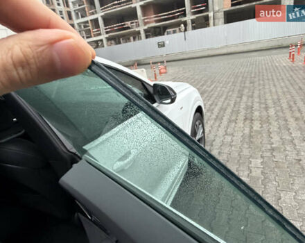 Білий Ауді Q8, об'ємом двигуна 2.97 л та пробігом 15 тис. км за 79900 $, фото 76 на Automoto.ua