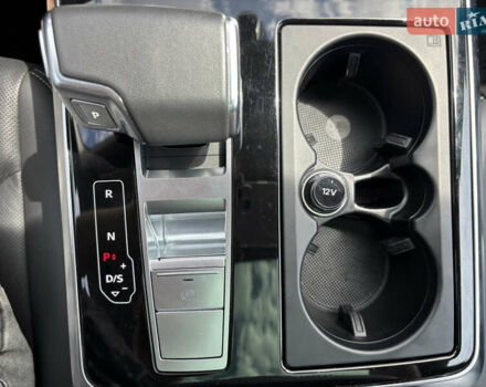 Білий Ауді Q8, об'ємом двигуна 3 л та пробігом 30 тис. км за 65000 $, фото 28 на Automoto.ua