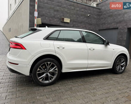 Білий Ауді Q8, об'ємом двигуна 2.97 л та пробігом 15 тис. км за 79900 $, фото 35 на Automoto.ua