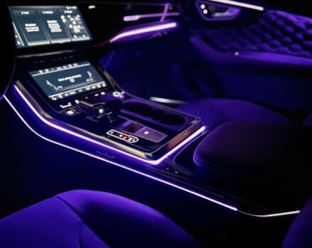 Белый Ауди Q8, объемом двигателя 3 л и пробегом 39 тыс. км за 73500 $, фото 21 на Automoto.ua