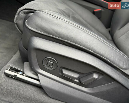 Білий Ауді Q8, об'ємом двигуна 2.97 л та пробігом 15 тис. км за 79900 $, фото 50 на Automoto.ua