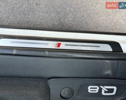 Білий Ауді Q8, об'ємом двигуна 3 л та пробігом 30 тис. км за 65000 $, фото 21 на Automoto.ua