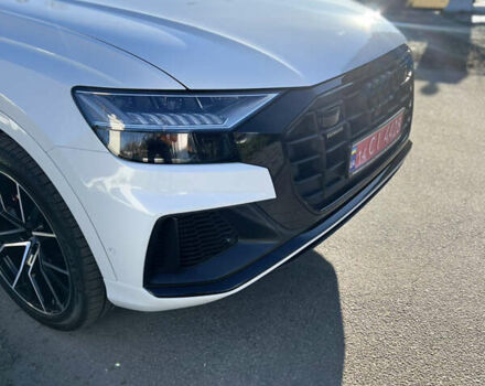 Белый Ауди Q8, объемом двигателя 3 л и пробегом 39 тыс. км за 73500 $, фото 3 на Automoto.ua