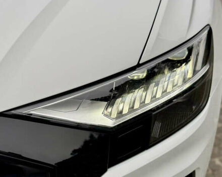 Білий Ауді Q8, об'ємом двигуна 2.97 л та пробігом 94 тис. км за 72500 $, фото 36 на Automoto.ua