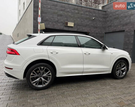 Білий Ауді Q8, об'ємом двигуна 2.97 л та пробігом 15 тис. км за 79900 $, фото 33 на Automoto.ua