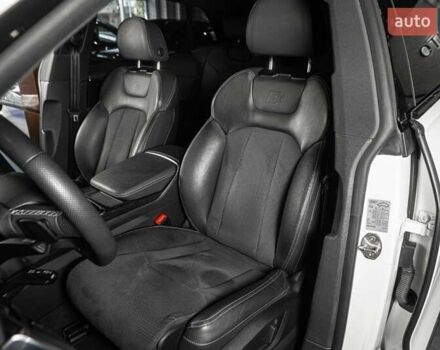 Белый Ауди Q8, объемом двигателя 2.97 л и пробегом 114 тыс. км за 74900 $, фото 24 на Automoto.ua