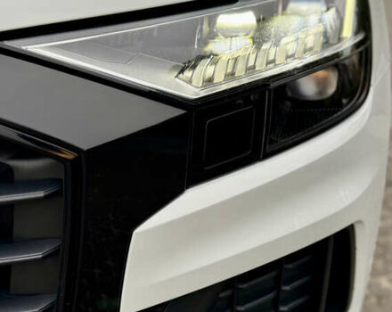 Білий Ауді Q8, об'ємом двигуна 2.97 л та пробігом 94 тис. км за 72500 $, фото 37 на Automoto.ua