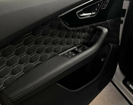 Белый Ауди Q8, объемом двигателя 3 л и пробегом 39 тыс. км за 73500 $, фото 29 на Automoto.ua