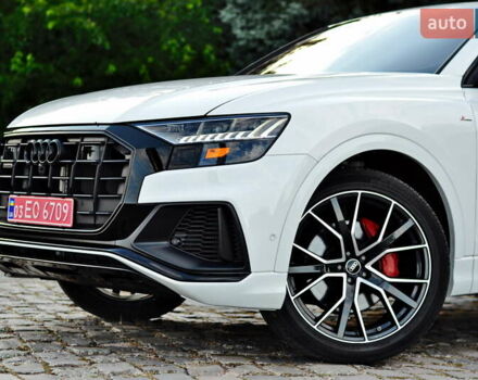 Белый Ауди Q8, объемом двигателя 3 л и пробегом 31 тыс. км за 72500 $, фото 4 на Automoto.ua