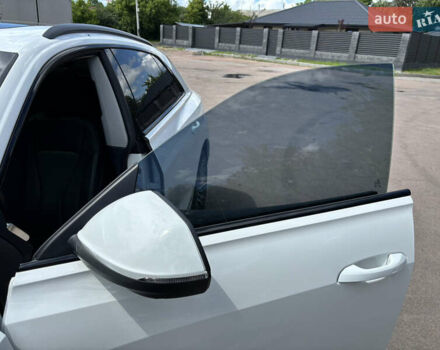 Білий Ауді Q8, об'ємом двигуна 3 л та пробігом 30 тис. км за 65000 $, фото 23 на Automoto.ua
