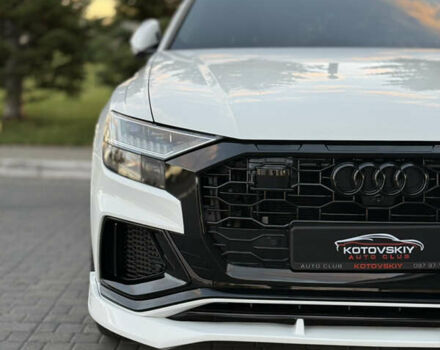 Белый Ауди Q8, объемом двигателя 3 л и пробегом 36 тыс. км за 68000 $, фото 2 на Automoto.ua