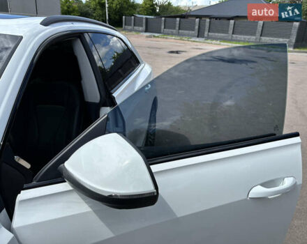 Білий Ауді Q8, об'ємом двигуна 3 л та пробігом 30 тис. км за 65000 $, фото 33 на Automoto.ua