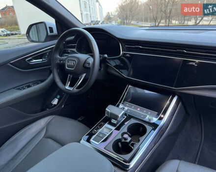 Белый Ауди Q8, объемом двигателя 2.97 л и пробегом 31 тыс. км за 73500 $, фото 66 на Automoto.ua