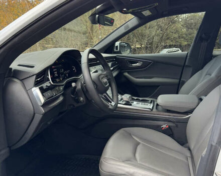 Белый Ауди Q8, объемом двигателя 2.97 л и пробегом 31 тыс. км за 73500 $, фото 41 на Automoto.ua