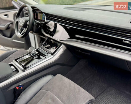 Білий Ауді Q8, об'ємом двигуна 2.97 л та пробігом 94 тис. км за 72500 $, фото 46 на Automoto.ua