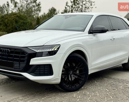 Білий Ауді Q8, об'ємом двигуна 2.97 л та пробігом 94 тис. км за 72500 $, фото 1 на Automoto.ua