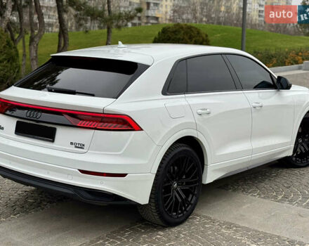 Білий Ауді Q8, об'ємом двигуна 2.97 л та пробігом 94 тис. км за 72500 $, фото 10 на Automoto.ua