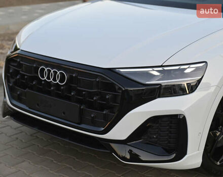 Белый Ауди Q8, объемом двигателя 2.97 л и пробегом 1 тыс. км за 93999 $, фото 2 на Automoto.ua