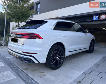 Белый Ауди Q8, объемом двигателя 2.97 л и пробегом 110 тыс. км за 65000 $, фото 3 на Automoto.ua