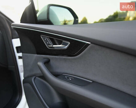 Белый Ауди Q8, объемом двигателя 2.97 л и пробегом 1 тыс. км за 93999 $, фото 70 на Automoto.ua