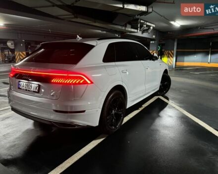 Белый Ауди Q8, объемом двигателя 3 л и пробегом 94 тыс. км за 45999 $, фото 1 на Automoto.ua