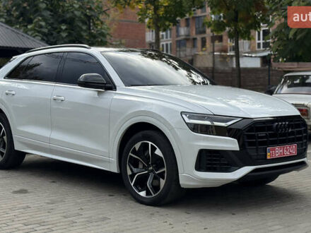 Белый Ауди Q8, объемом двигателя 3 л и пробегом 152 тыс. км за 38999 $, фото 1 на Automoto.ua