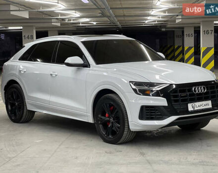 Белый Ауди Q8, объемом двигателя 3 л и пробегом 141 тыс. км за 41500 $, фото 1 на Automoto.ua