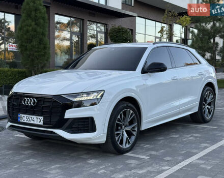 Белый Ауди Q8, объемом двигателя 3 л и пробегом 160 тыс. км за 52900 $, фото 1 на Automoto.ua