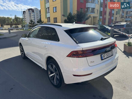 Белый Ауди Q8, объемом двигателя 3 л и пробегом 108 тыс. км за 57000 $, фото 1 на Automoto.ua