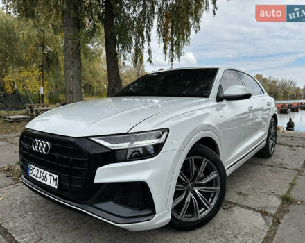Белый Ауди Q8, объемом двигателя 2.97 л и пробегом 159 тыс. км за 51400 $, фото 1 на Automoto.ua