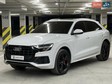 Белый Ауди Q8, объемом двигателя 3 л и пробегом 141 тыс. км за 41500 $, фото 1 на Automoto.ua