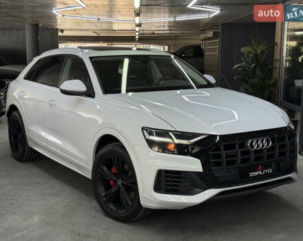 Белый Ауди Q8, объемом двигателя 3 л и пробегом 139 тыс. км за 41900 $, фото 1 на Automoto.ua