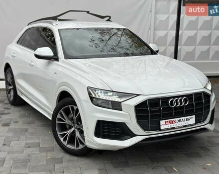 Ауді Q8 2019 у Києві на Automoto.ua Білий Ауді Q8, об'ємом двигуна 3 л та пробігом 60 тис. км за 64990 $, фото 1 на Automoto.ua