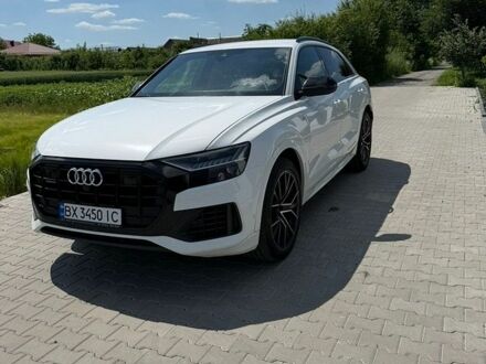 Білий Ауді Q8, об'ємом двигуна 2.97 л та пробігом 159 тис. км за 61000 $, фото 1 на Automoto.ua