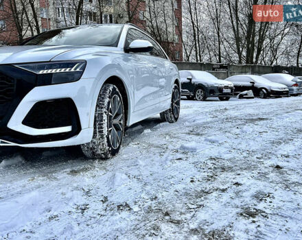 Белый Ауди Q8, объемом двигателя 3 л и пробегом 71 тыс. км за 59500 $, фото 1 на Automoto.ua