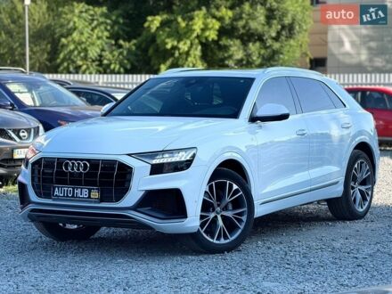 Белый Ауди Q8, объемом двигателя 3 л и пробегом 95 тыс. км за 55000 $, фото 1 на Automoto.ua