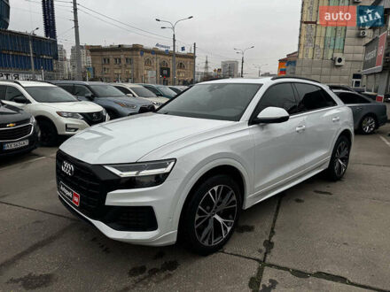 Белый Ауди Q8, объемом двигателя 3 л и пробегом 21 тыс. км за 58990 $, фото 1 на Automoto.ua