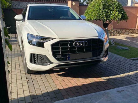 Ауди Q8 2023 в Днепре (Днепропетровске) на Automoto.ua Белый Ауди Q8, объемом двигателя 2.97 л и пробегом 35 тыс. км за 69500 $, фото 1 на Automoto.ua