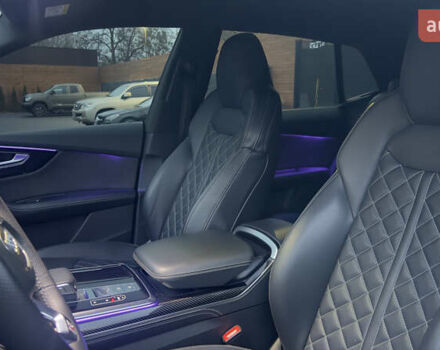 Чорний Ауді Q8, об'ємом двигуна 2.97 л та пробігом 142 тис. км за 59500 $, фото 49 на Automoto.ua