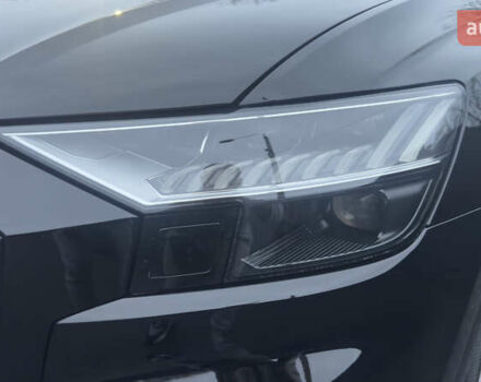 Чорний Ауді Q8, об'ємом двигуна 2.97 л та пробігом 142 тис. км за 59500 $, фото 33 на Automoto.ua