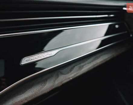 Ауди Q8 2018 в Киеве на Automoto.ua Черный Ауди Q8, объемом двигателя 3 л и пробегом 169 тыс. км за 49555 $, фото 46 на Automoto.ua