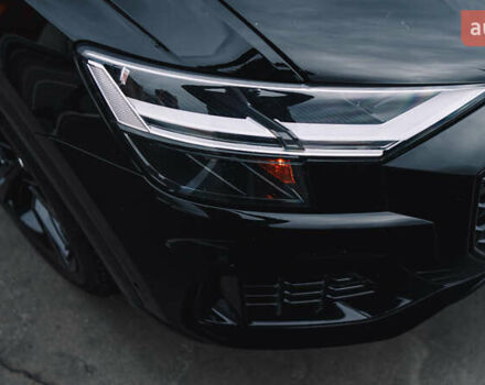 Ауди Q8 2018 в Киеве на Automoto.ua Черный Ауди Q8, объемом двигателя 3 л и пробегом 169 тыс. км за 49555 $, фото 13 на Automoto.ua