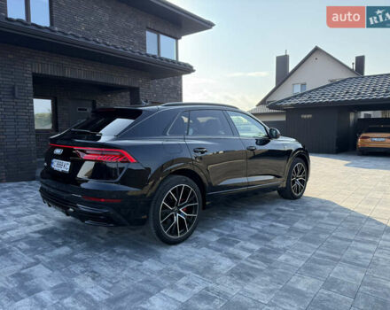 Ауди Q8 2018 в Луцке на Automoto.ua Черный Ауди Q8, объемом двигателя 3 л и пробегом 117 тыс. км за 58000 $, фото 4 на Automoto.ua