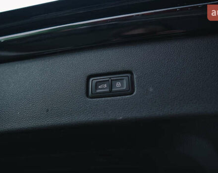 Ауди Q8 2018 в Киеве на Automoto.ua Черный Ауди Q8, объемом двигателя 3 л и пробегом 169 тыс. км за 49555 $, фото 33 на Automoto.ua