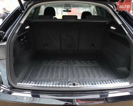 Ауди Q8 2018 в Львове на Automoto.ua Черный Ауди Q8, объемом двигателя 3 л и пробегом 119 тыс. км за 54900 $, фото 42 на Automoto.ua