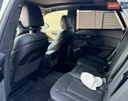 Ауди Q8 2018 в Луцке на Automoto.ua Черный Ауди Q8, объемом двигателя 3 л и пробегом 117 тыс. км за 58000 $, фото 15 на Automoto.ua